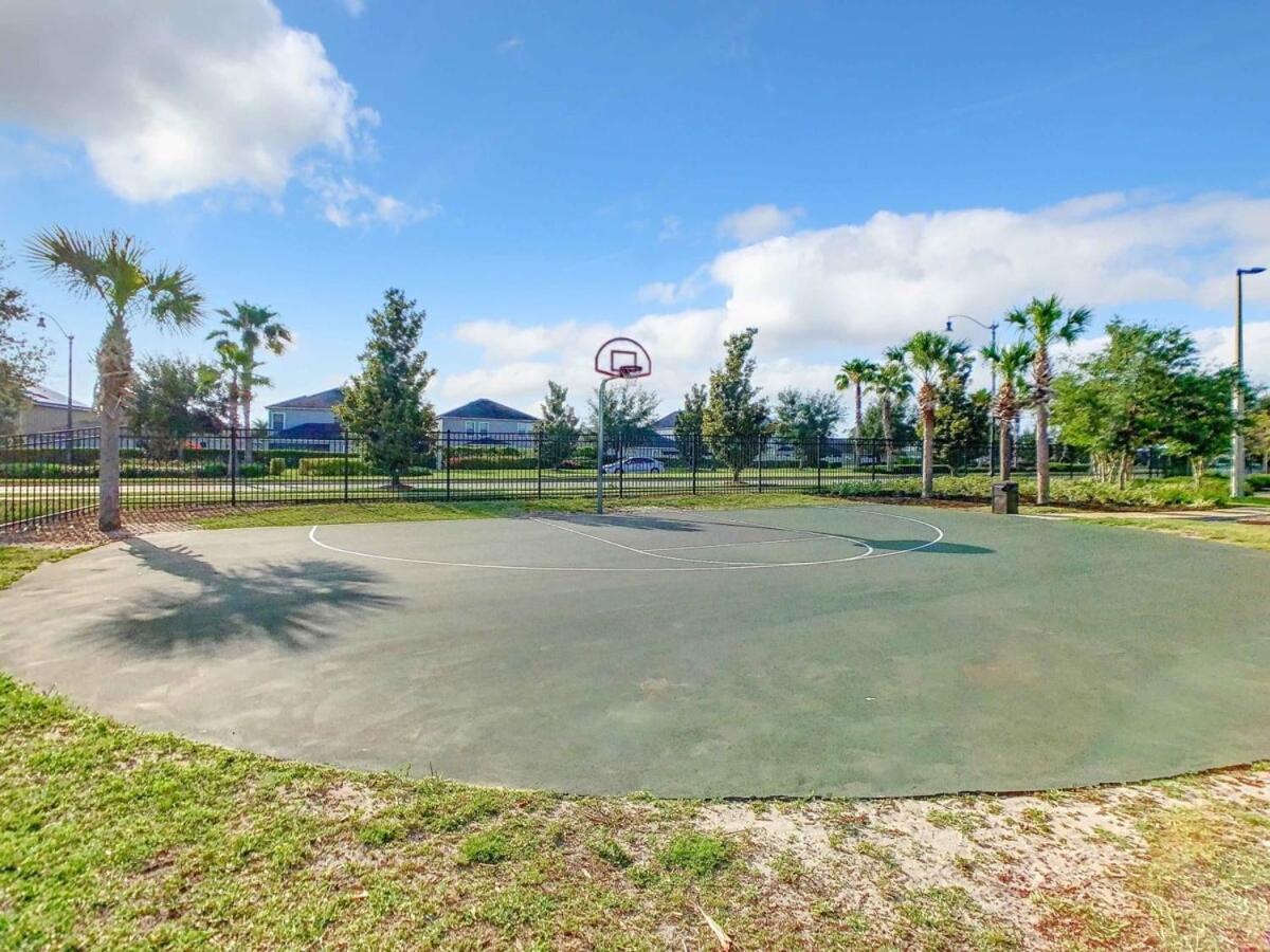 Terrific Thematic Lakeview 2B With 2 Clubhouses 基西米 外观 照片